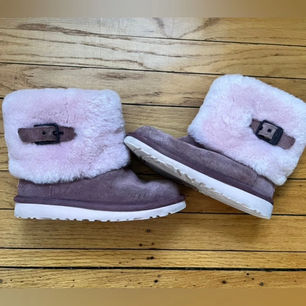UGGS EUC purple/pink size 2 RARE! - Picture 4 of 8